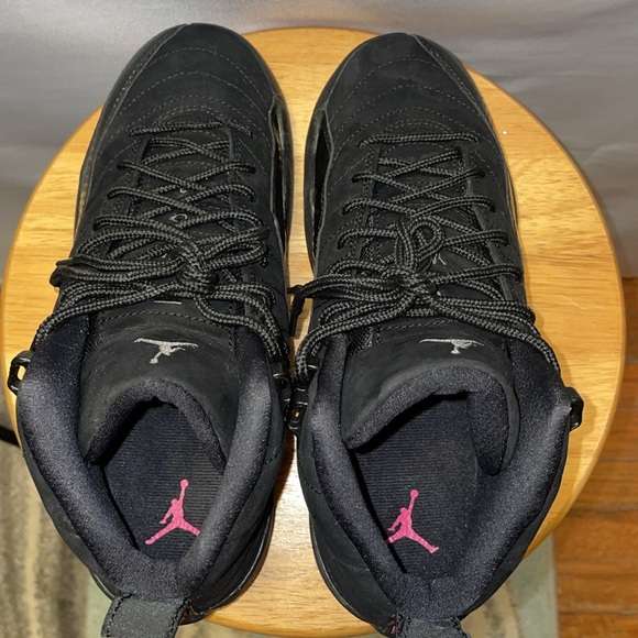 Air Jordan 12 Retro (Black & Pink) - Picture 4 of 8